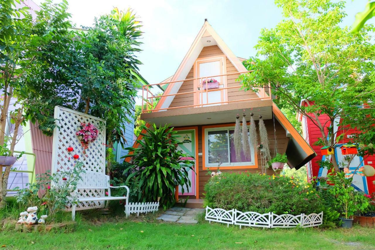 A Houses Homestay Nakhonratchasima Екстериор снимка