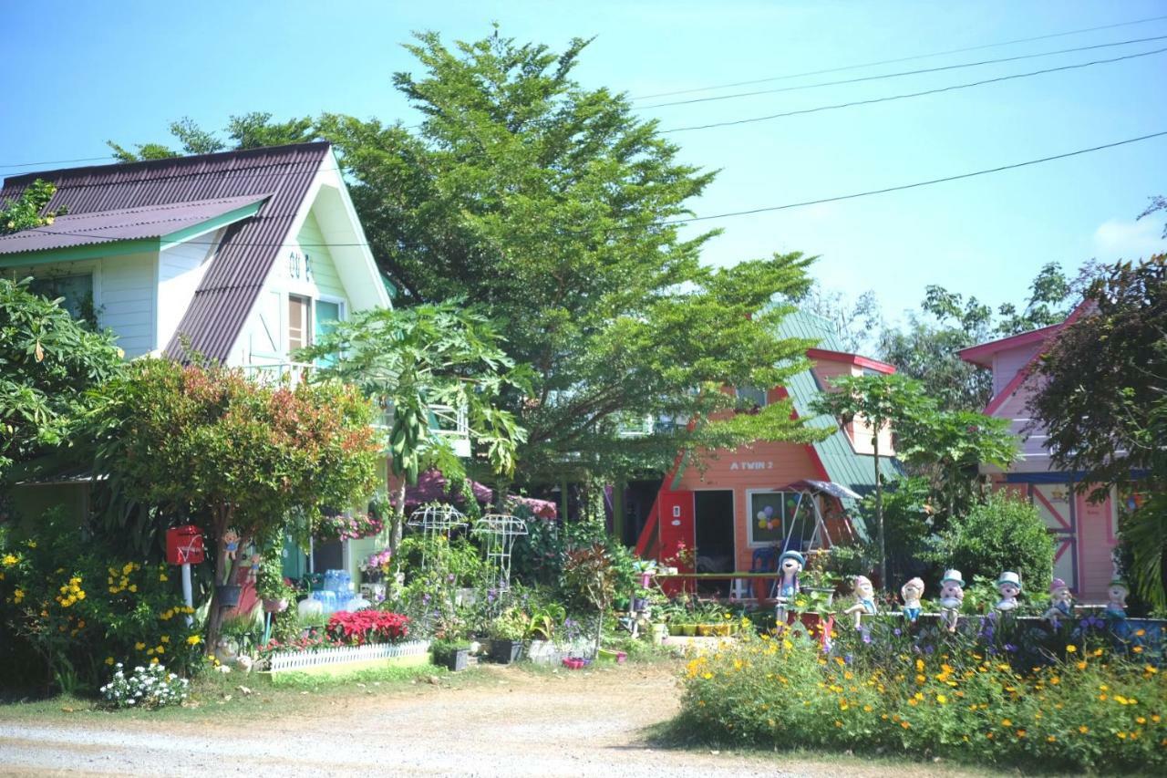 A Houses Homestay Nakhonratchasima Екстериор снимка