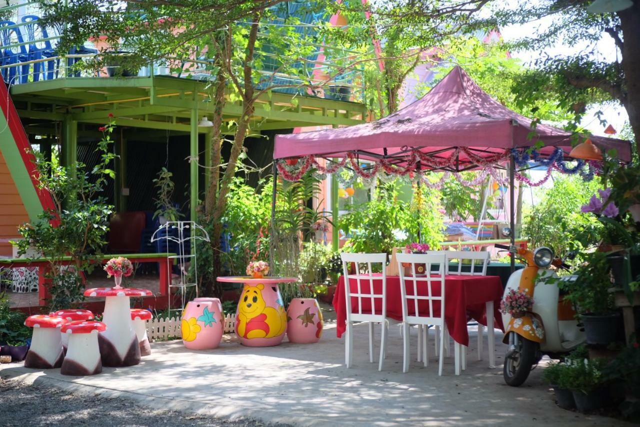 A Houses Homestay Nakhonratchasima Екстериор снимка