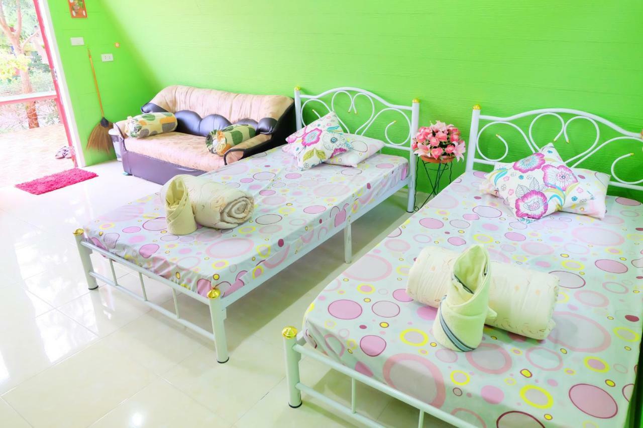 A Houses Homestay Nakhonratchasima Екстериор снимка