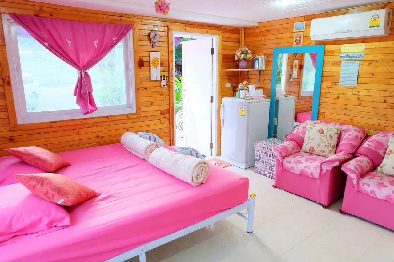 A Houses Homestay Nakhonratchasima Екстериор снимка