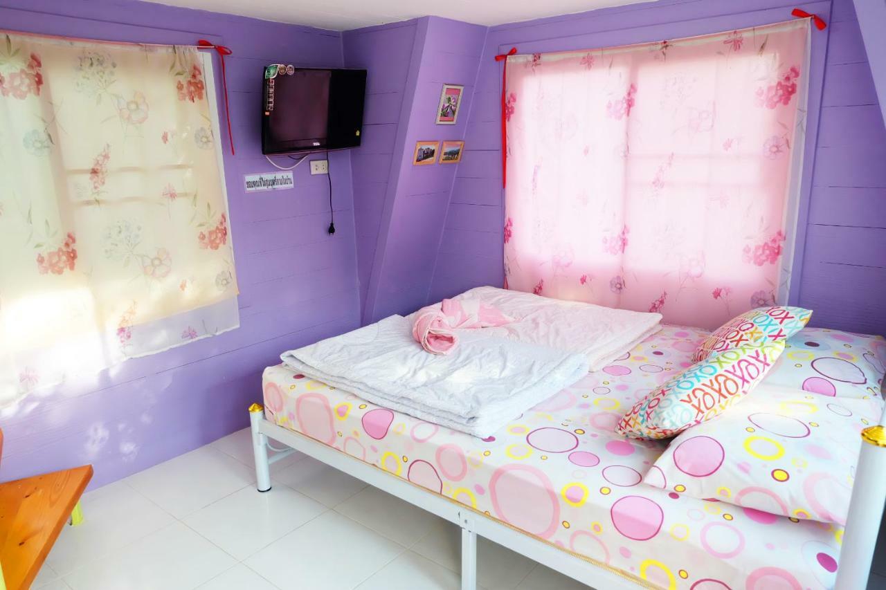A Houses Homestay Nakhonratchasima Екстериор снимка