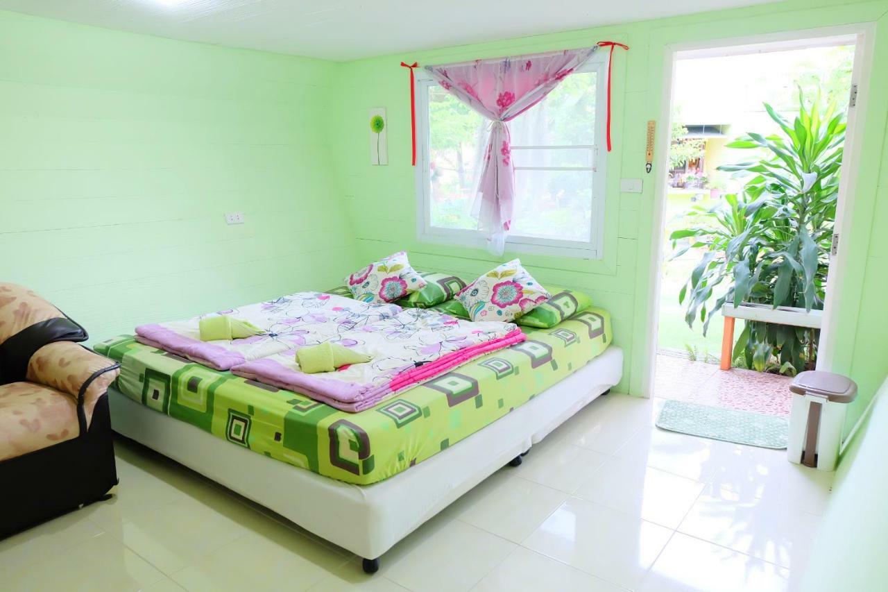 A Houses Homestay Nakhonratchasima Екстериор снимка