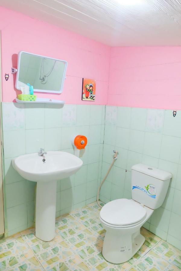 A Houses Homestay Nakhonratchasima Екстериор снимка